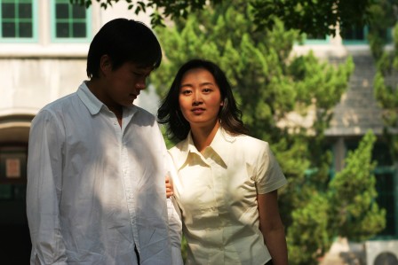 第一个女人,罗惠(赵子琪饰)是李然的量子力学老师,她说,在量子力学