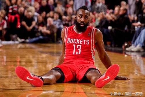 nba为什么没有登哥(登哥这是啥命啊？无缘现役十大控卫，却在一耻辱榜单名列前二)