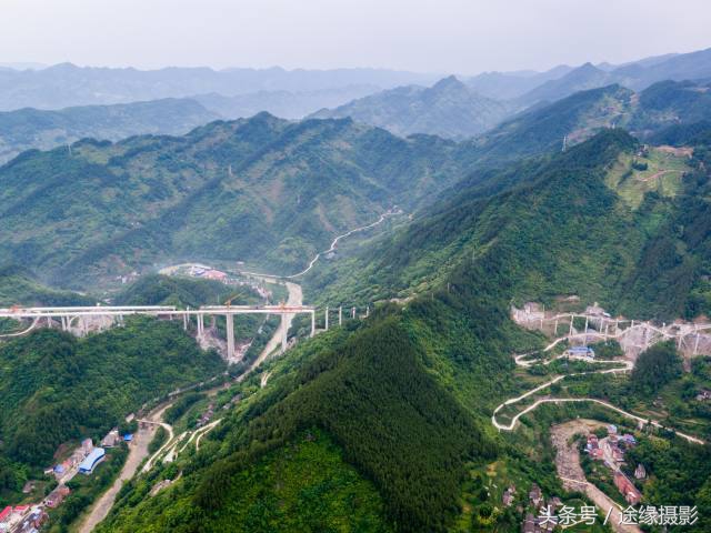 重庆又一高速公路即将全线贯通，全长96公里，是否过您家乡？