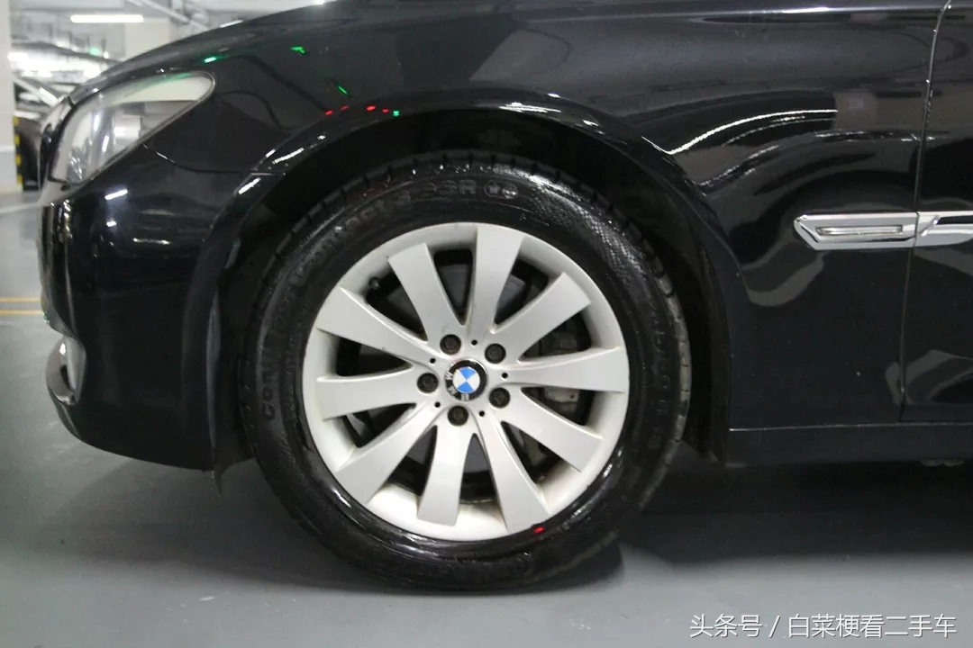 09年上牌的宝马740Li，成功人生首选，买家出价却和车主心理价相差甚远