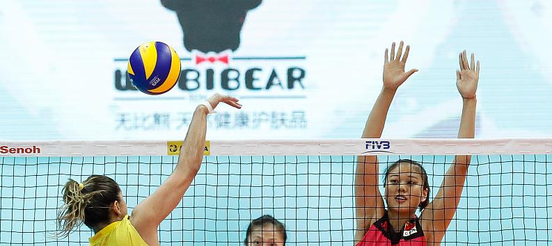 中国女排03负(中国3-0巴西！张常宁重扣定乾坤 郎家军主力助女排大胜)