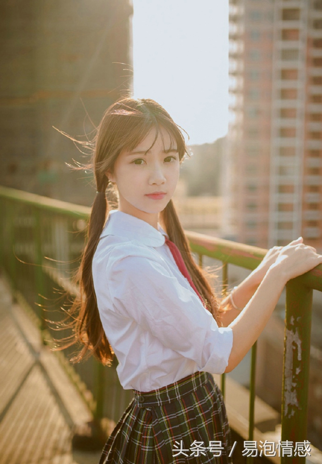 仅用三步，搞定大学里的小姐姐！