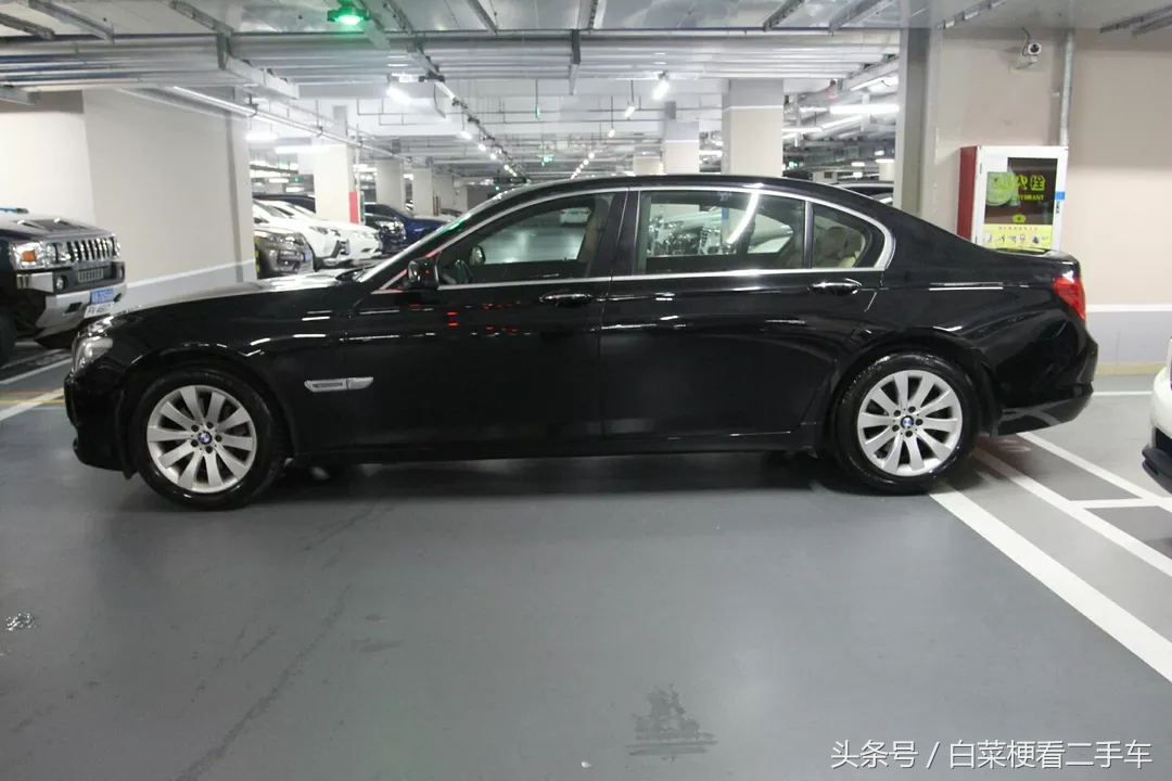 09年上牌的宝马740Li，成功人生首选，买家出价却和车主心理价相差甚远