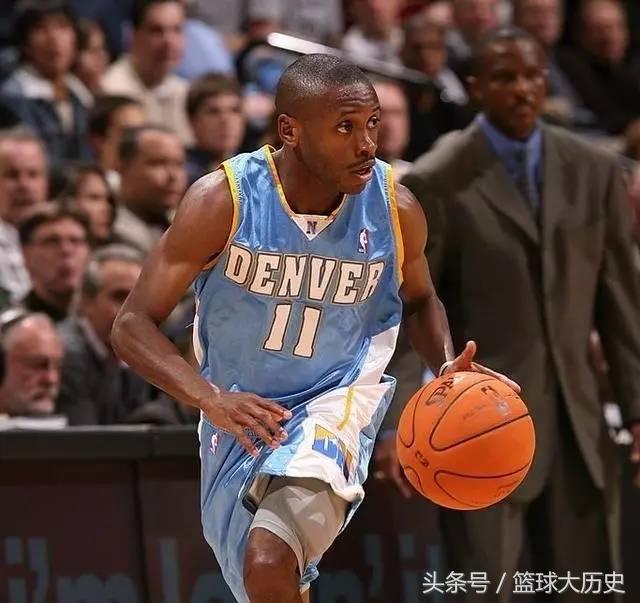 最强nba为什么小虫评分85(地表最强165！还记得当年的小个子博伊金斯吗？)