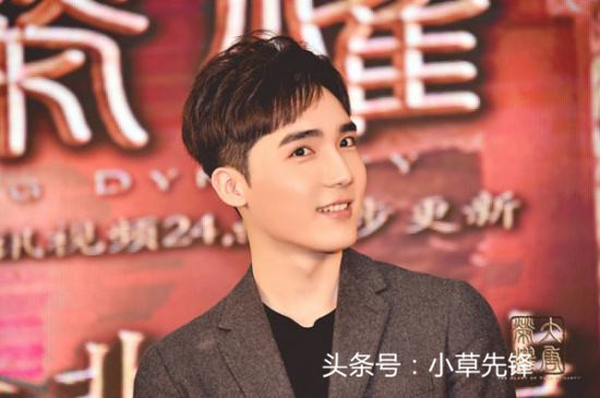 21岁中戏校草身份出道，搭景甜爆红，《大唐荣耀》中演技狂圈粉