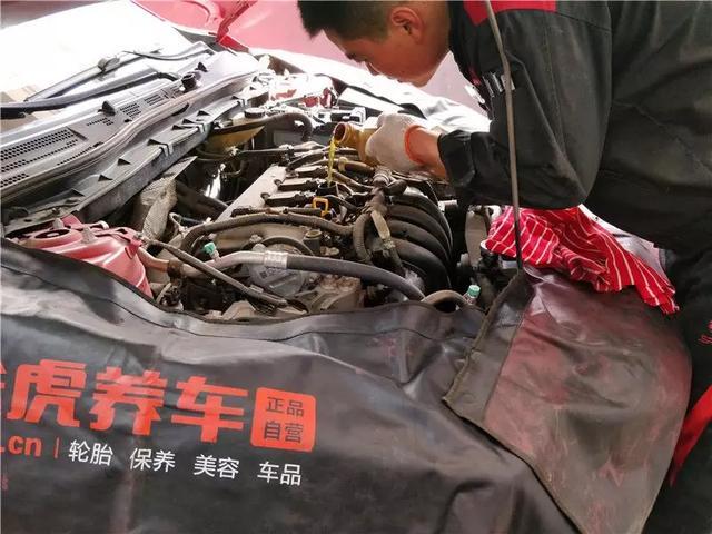 汽车仪表显示“一个扳手”，车还能开吗