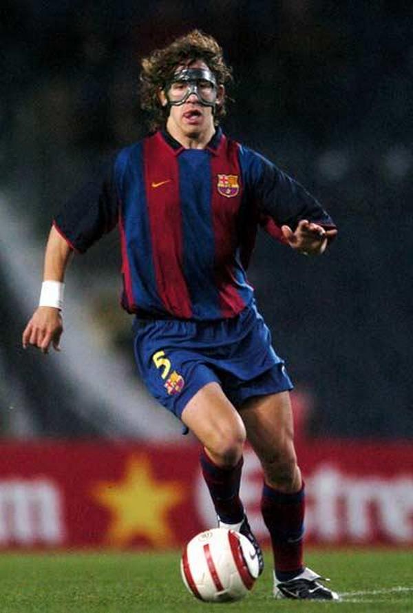 巴萨俱乐部在诺坎普为队长普约尔举办告别仪式,普约尔正式退役