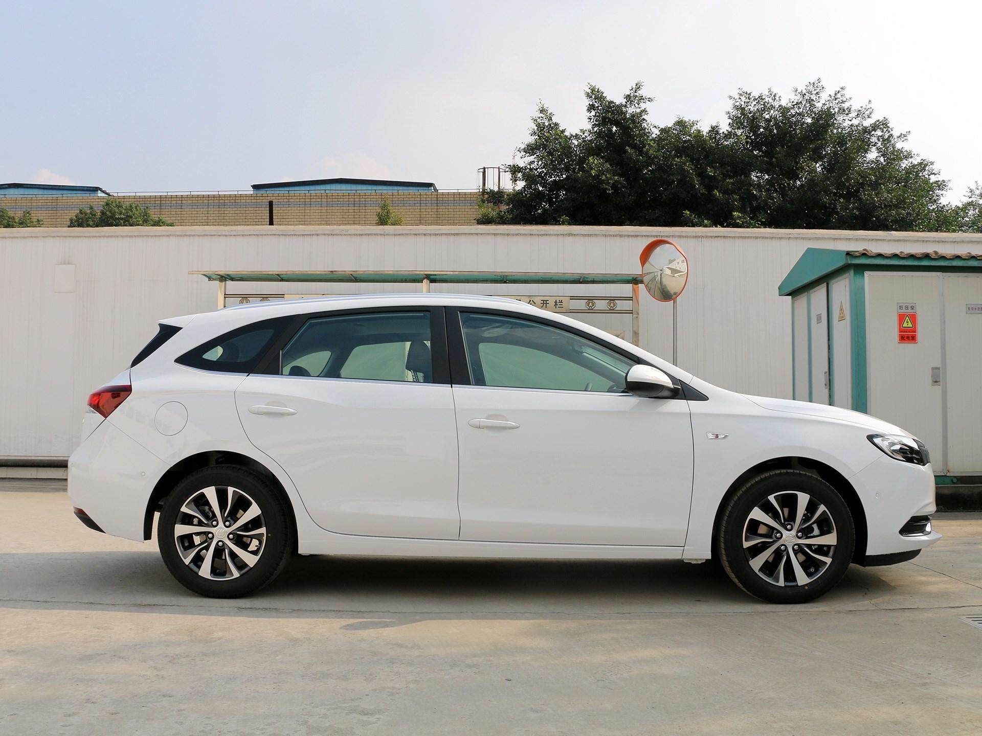 亲民实用合资两厢车！，入门配自动挡，油耗仅5.3L