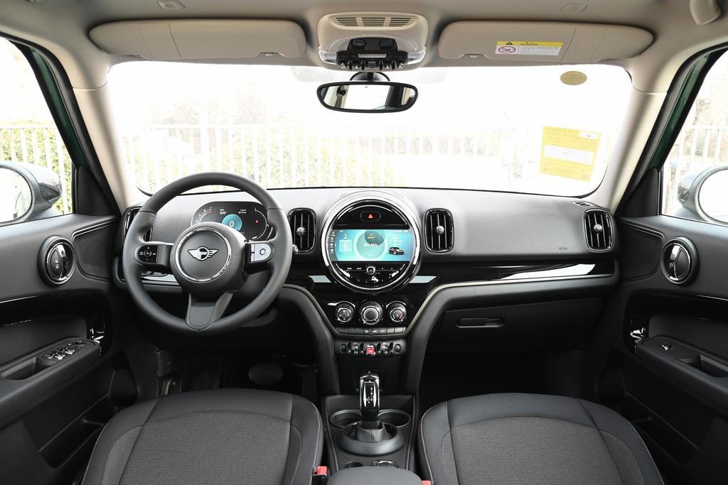 MINI COUNTRYMAN售价24.88万起 可试驾
