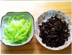 吃莴笋有什么好处（我们为什么一定要吃莴笋.....）