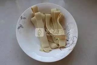 吃莴笋有什么好处（我们为什么一定要吃莴笋.....）