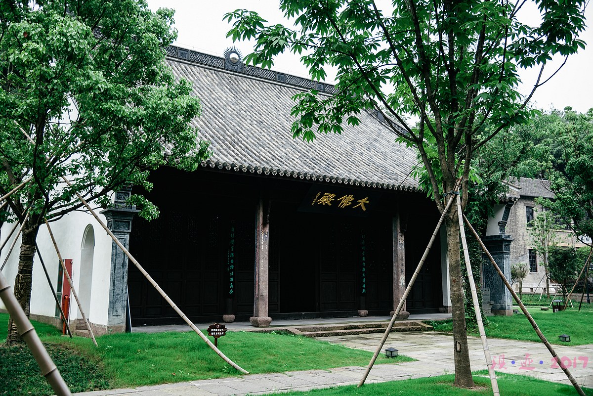 震惊，闹市藏古寺，巨幅阿弥陀经石刻现世