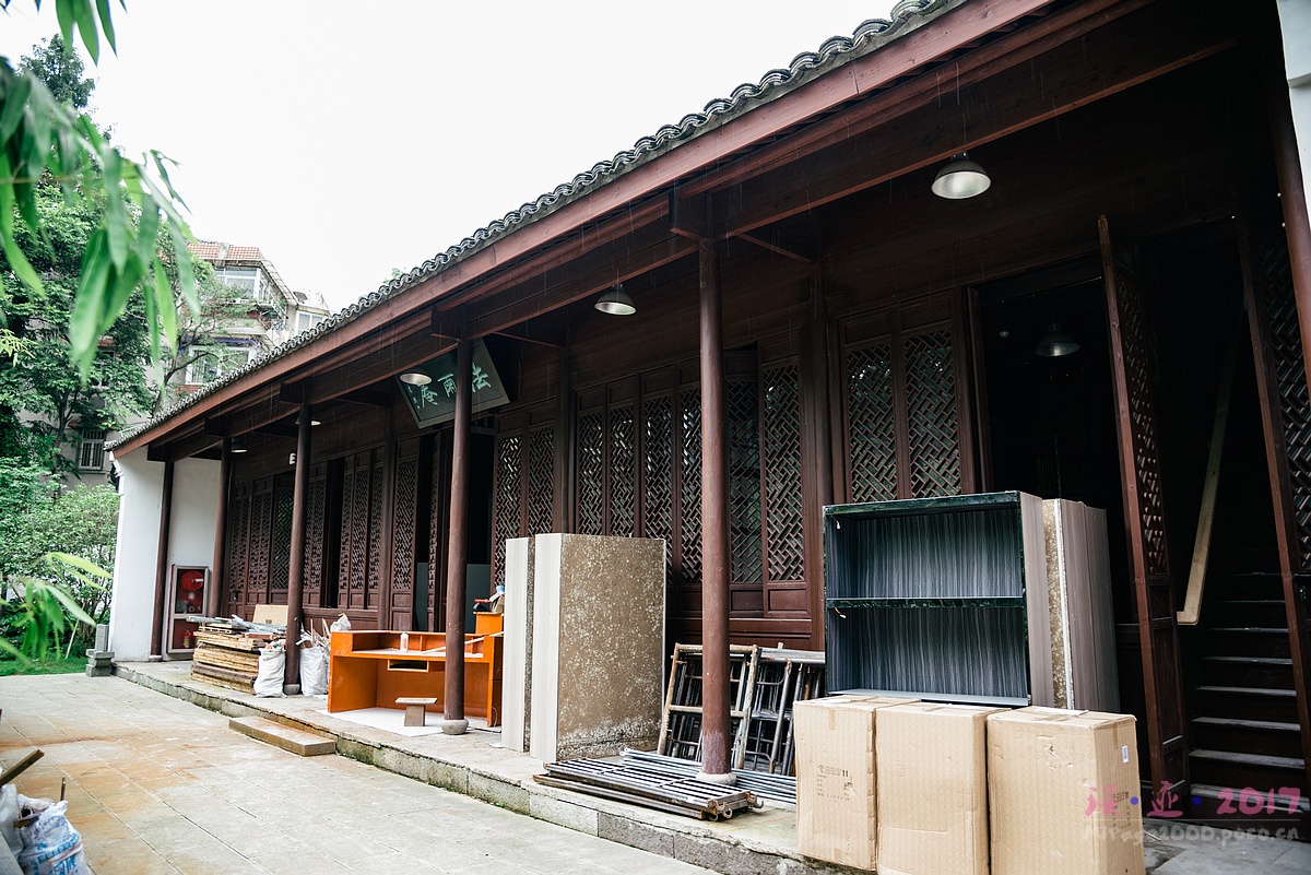 震惊，闹市藏古寺，巨幅阿弥陀经石刻现世