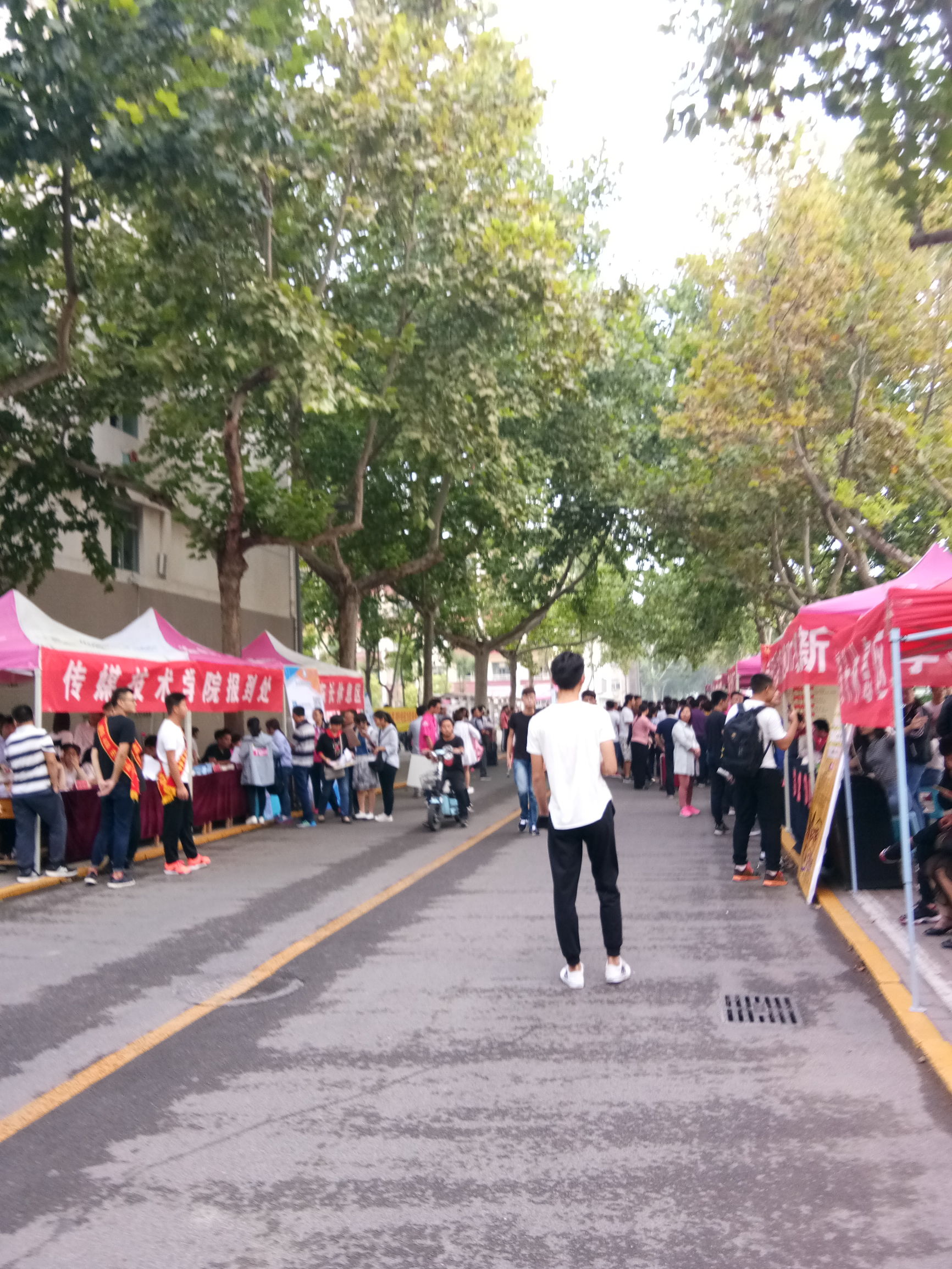 大学生赚钱出路有哪些之跑宿舍营销