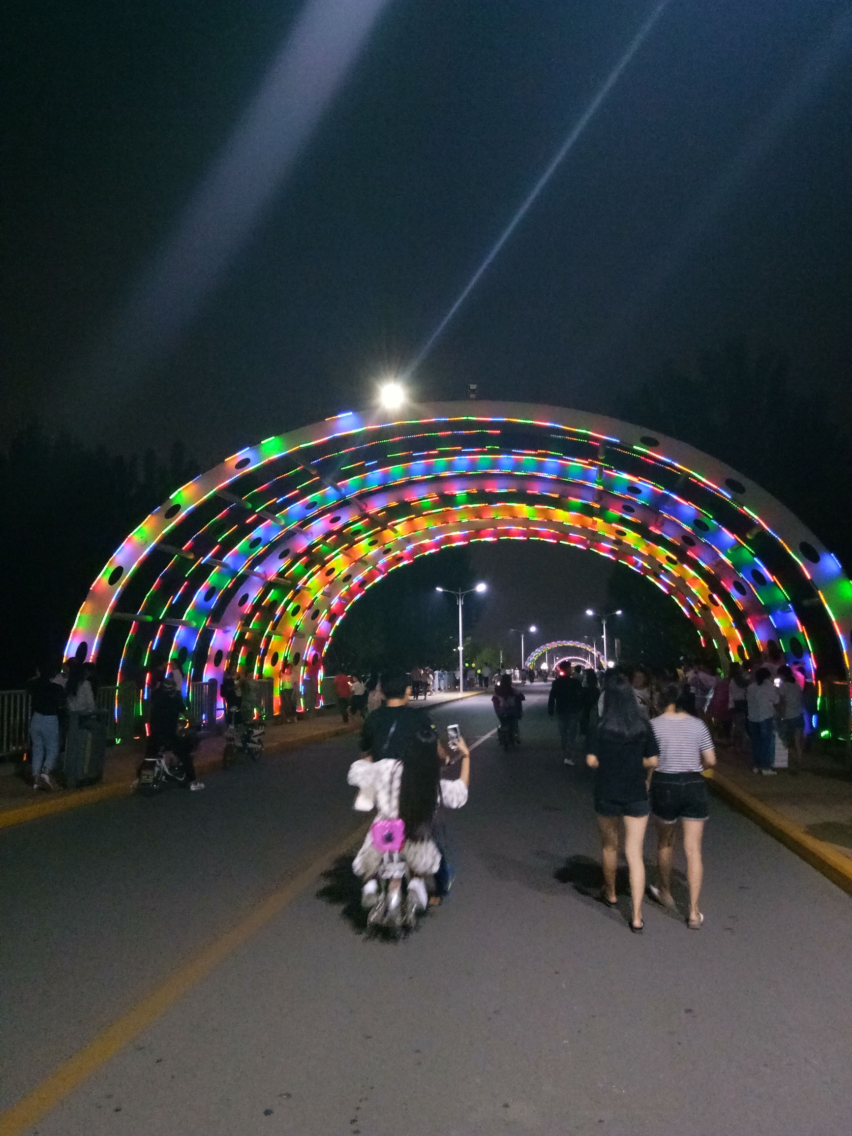 大学生赚钱出路有哪些之跑宿舍营销