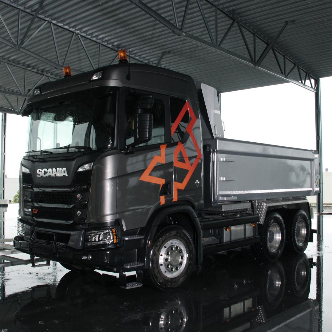 碾压国内百吨王自卸车,斯堪尼亚发布最大标载210吨的全新工程车