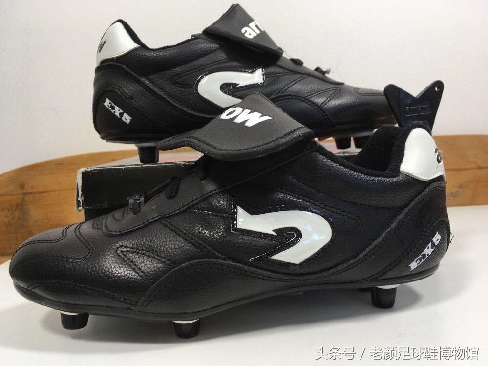 新百伦足球鞋(登堂入室,足球鞋品牌大百科,有多少你不认识的品牌?
