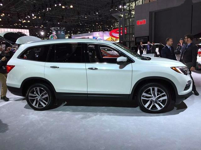 本田7座suv上市,配2.0t 9at四驱动力,叫板加价途昂