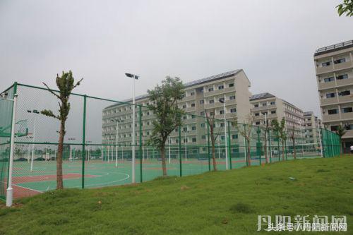 图文报道：“丹阳，我们来了”——南师大中北学院喜迎新生