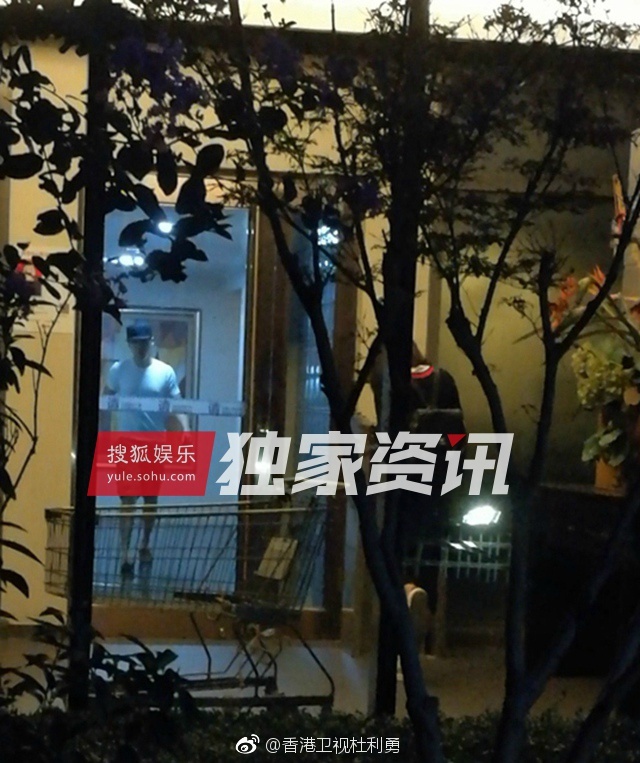 神秘女上门夜会丨普通之事却用词微妙，胡歌难道不能见女性？