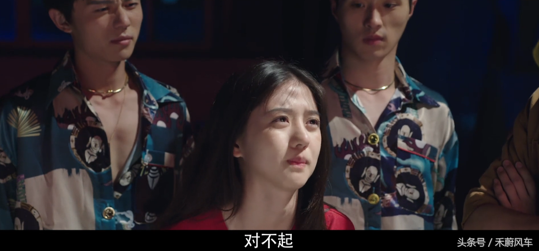 《班长大人》中的两位少女的冒险记，为了拜见儿子而竭尽全力。