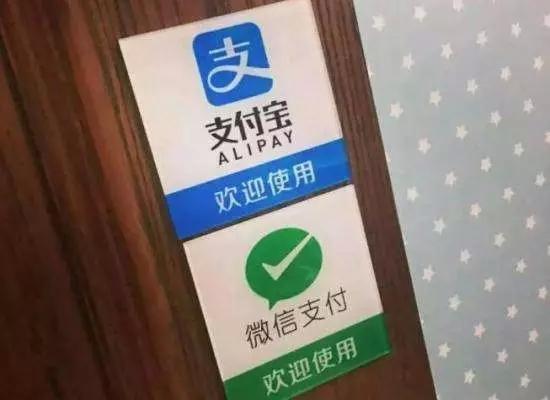 采访视频曝光：外国人用了8个词语形容他们眼中的上海！