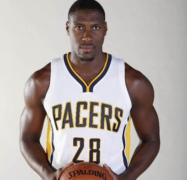 nba28号有哪些球星(那些穿过28号的nba球员,湖人旧将跟随科比连拿两冠