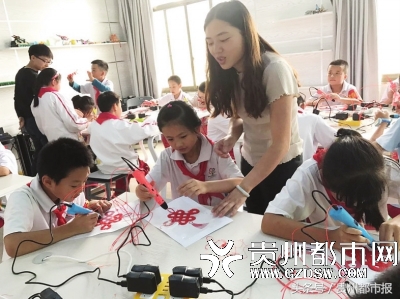 迷你世界篮球架怎么做(贵阳实验四小行知少年创客科技中心：小学生当创客 玩转3D打印)