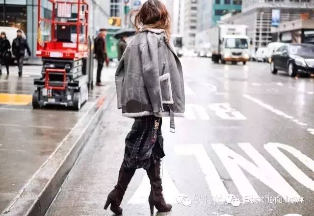 一天8套look 杜乐丽花园上的街拍达人造星买手 有一种贵妇叫铁打的
