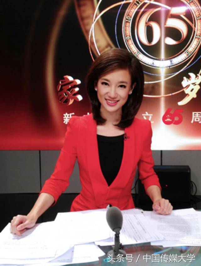 曾是拿遍奖学金的学霸班长，现在是走向国际的北京卫视美女主播，她因为热爱所以执着！