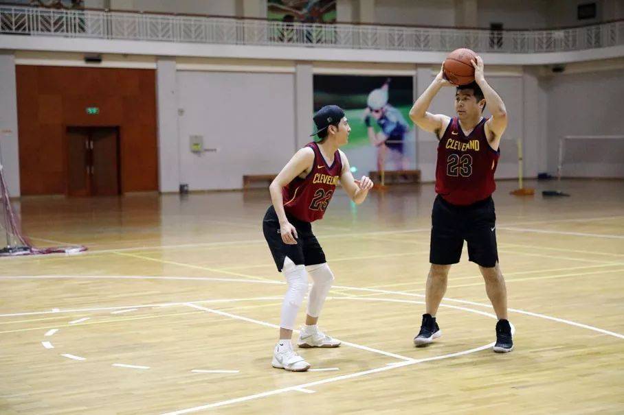 nba球衣尺码标为什么掉(新版NBA球衣尺码怎么选？)