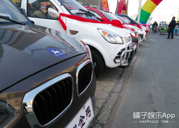 “你比奥迪多一环”，山东一电动车店卖五环奥迪！