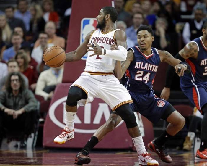 篮球如何转身过人教程(转身过人就掉球,又手滑了?