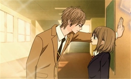 十二星座的女生被强吻后.会有什么反应,为什么她的反应最可怕