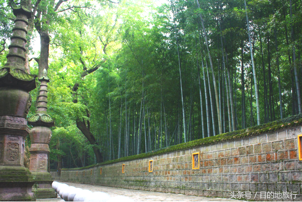 “东南佛国”：天童寺