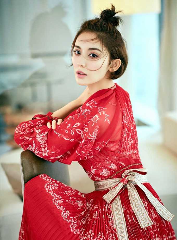娜扎七年前年人人网上写的东西被扒，勇敢面对黑历史！