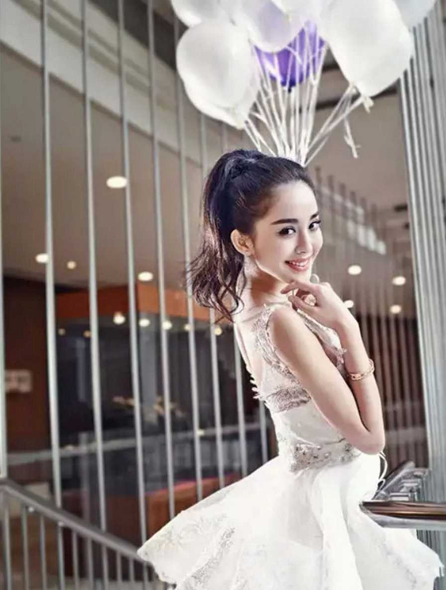 娜扎七年前年人人网上写的东西被扒，勇敢面对黑历史！
