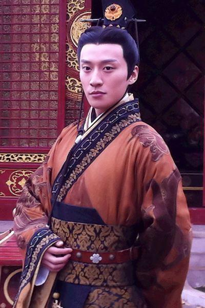 乔任梁演过的电视剧 乔任梁演的民国电视剧-皮皮百科