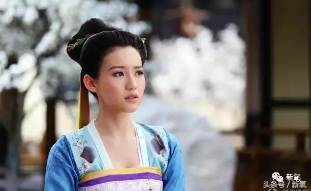 中国版《太阳的后裔》开播，尴尬的是女主美空出身还和女二长一样