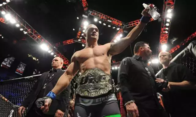 克罗地亚mma(MMA疯狂崛起，国内站立格斗赛事应该何去何从？)
