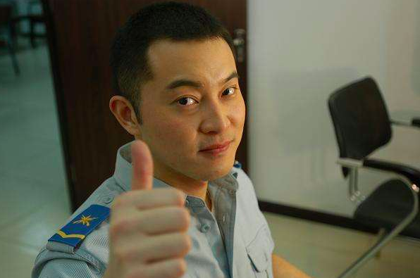 炊事班的故事老高退伍图片 _飞翔号