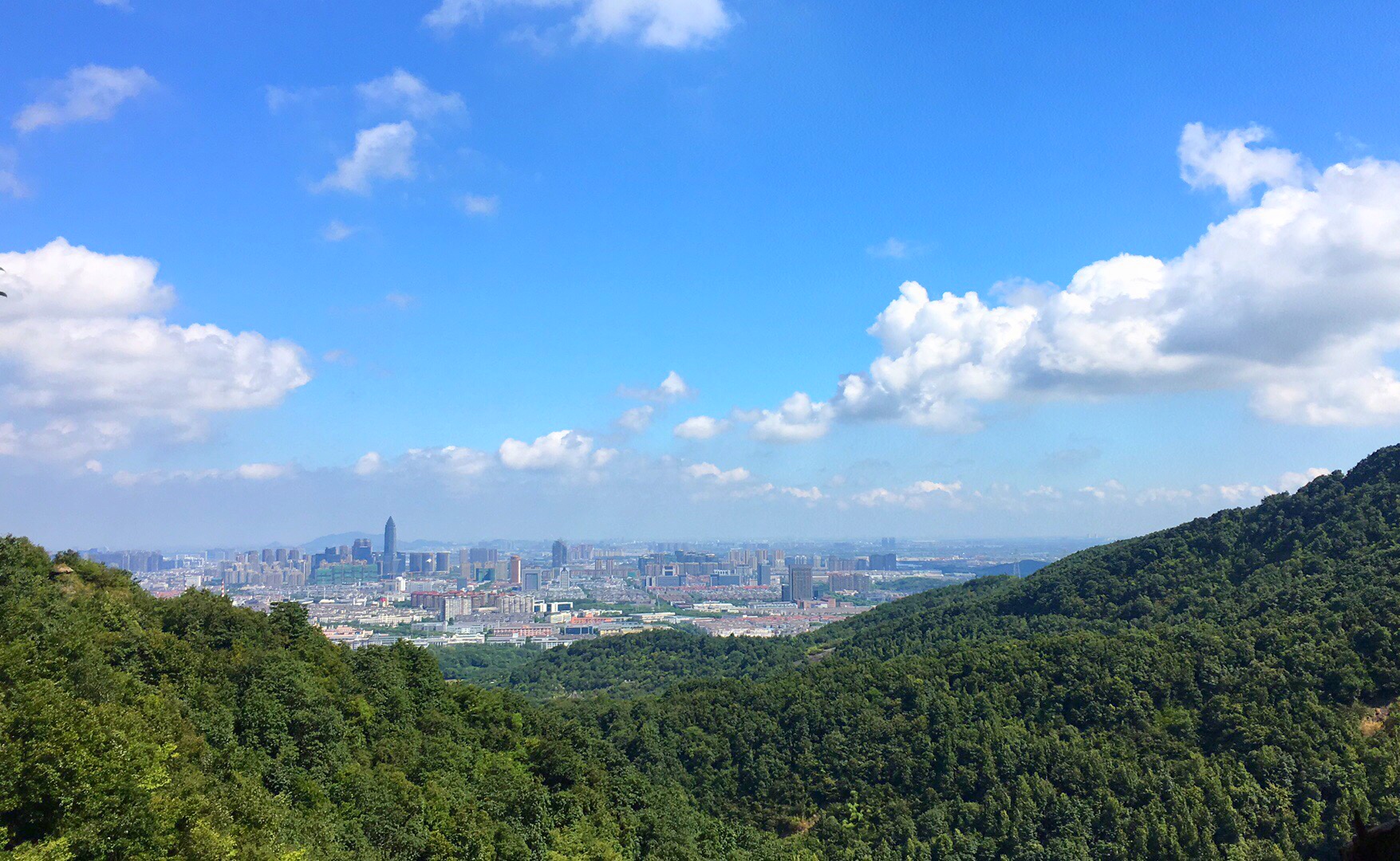 又快到九月十九，绍兴的炉峰香市即将迎来无数朝拜者，这是为何？