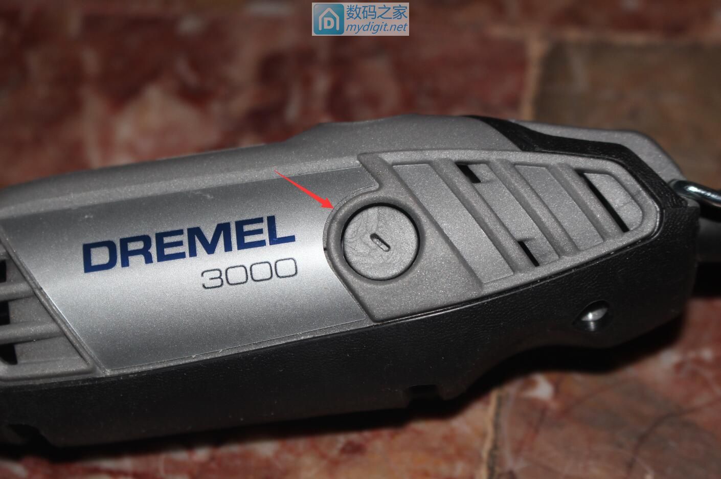 为暴拆而生！琢美DREMEL3000电磨机/雕刻机拆解