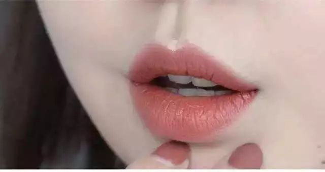 这些最适合秋冬的口红色号，盲买都不会出错！