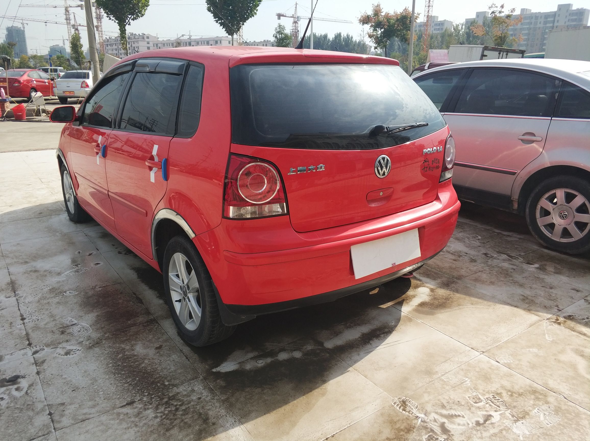 大众老款圆灯polo，德国大众的神奇小王子