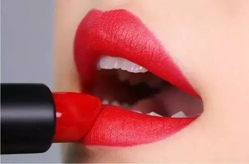 这些最适合秋冬的口红色号，盲买都不会出错！