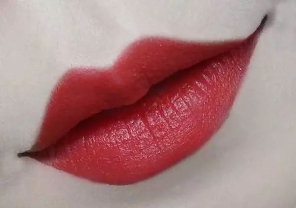 这些最适合秋冬的口红色号，盲买都不会出错！