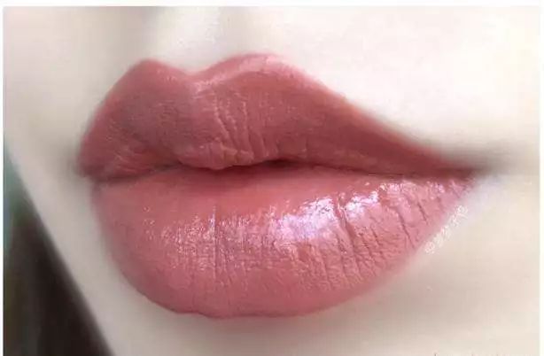 这些最适合秋冬的口红色号，盲买都不会出错！