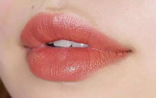 这些最适合秋冬的口红色号，盲买都不会出错！