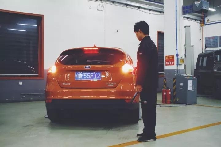 1人1000公里1箱油——福克斯EcoBoost125自动挡车型油耗长测